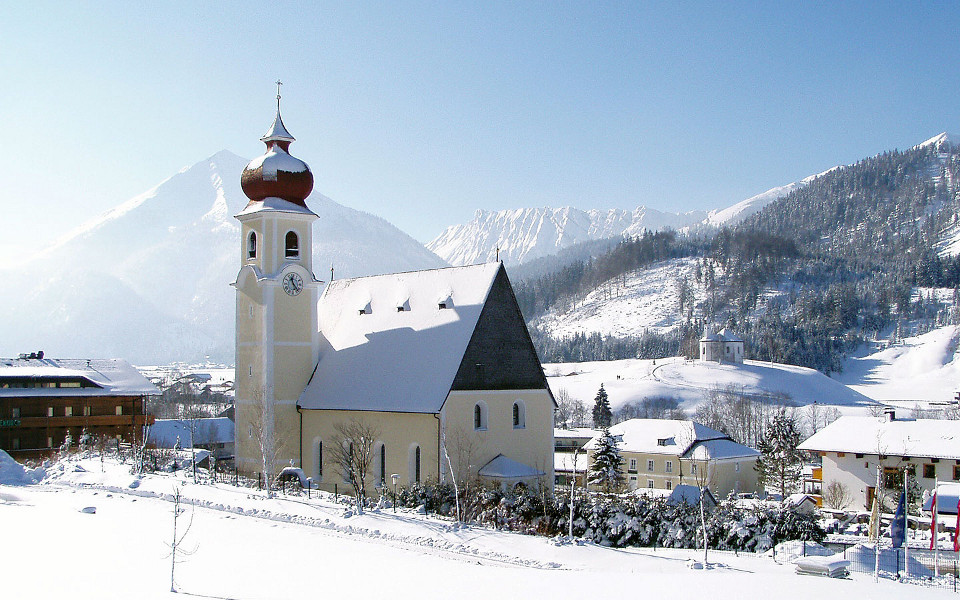 Fiss is een mooi dorp, waar vaak de zon schijnt, leuk skigebied